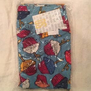 LuLaRoe Birthday Cupcake Leggings TC